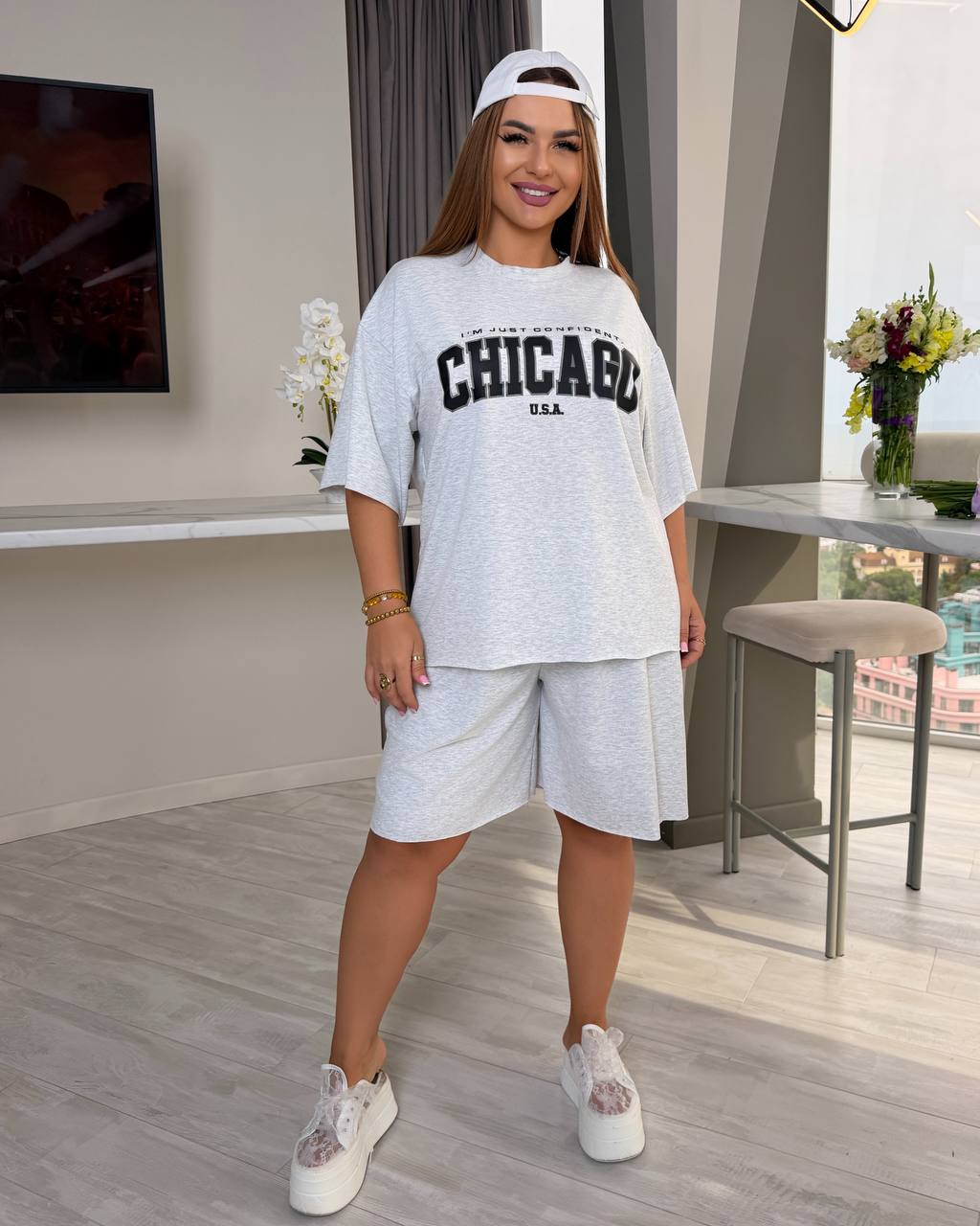 Стильний оверсайз-костюм із м’якої двунитки високої якості